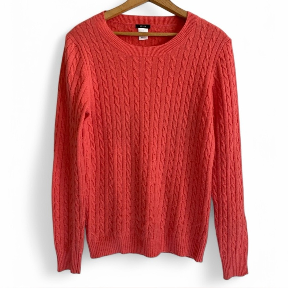 JCrew Women’s Coral Pink Cable Knit Sweater Size Medium